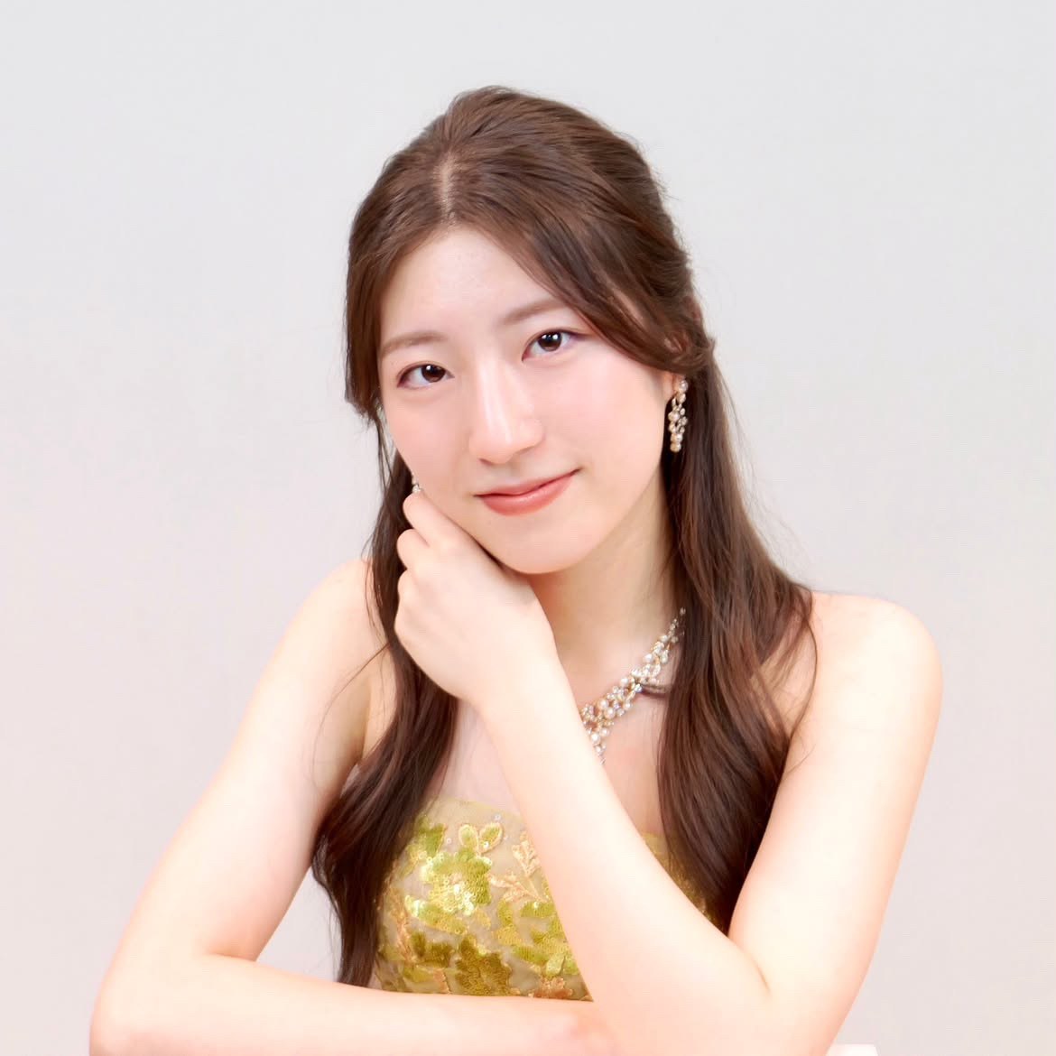 ピアノ 前川 春花 プロフィール写真